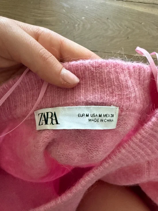 Zara Classic Pink Crewneck Women's Sweater - Picture 4 of 5